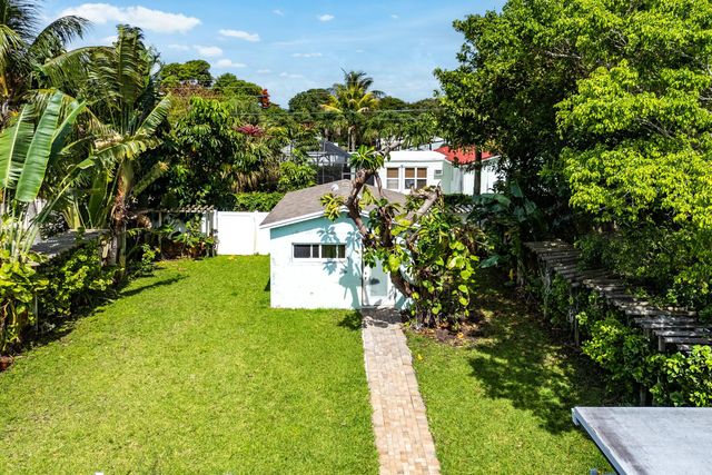 707 S Broadway, Lantana, FL 33462