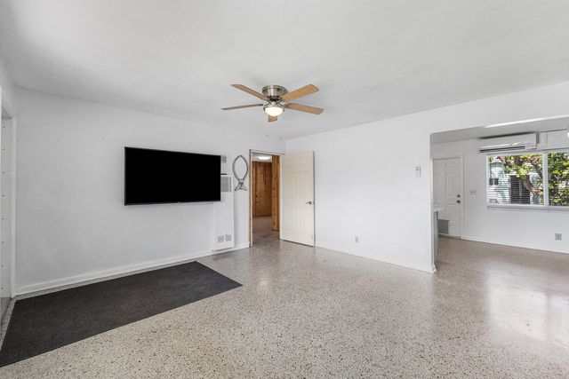 707 S Broadway, Lantana, FL 33462