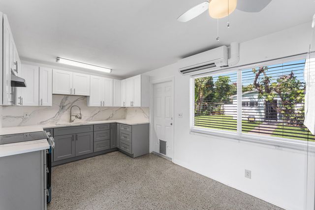 707 S Broadway, Lantana, FL 33462
