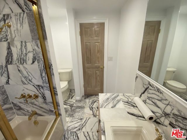 3900 Castlerock Road, Malibu, CA 90265