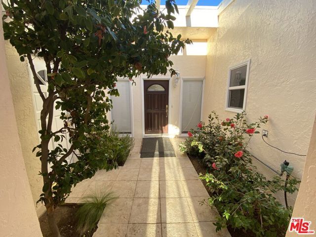 3900 Castlerock Road, Malibu, CA 90265