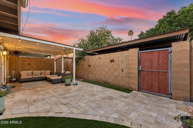 2832 N GRANITE REEF Road, Scottsdale, AZ 85257