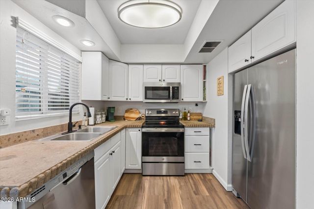 2832 N GRANITE REEF Road, Scottsdale, AZ 85257