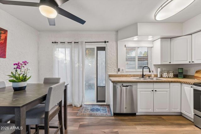 2832 N GRANITE REEF Road, Scottsdale, AZ 85257