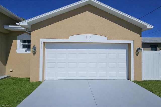 2502 10th ST W, Lehigh Acres, FL 33971