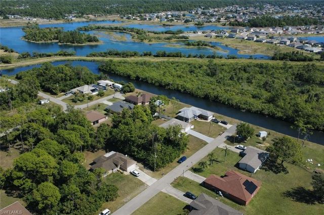 2502 10th ST W, Lehigh Acres, FL 33971