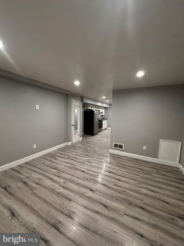 5133 ASTOR PL SE, Washington, DC 20019