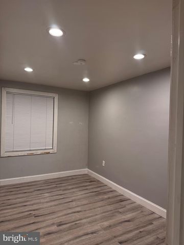 5133 ASTOR PL SE, Washington, DC 20019