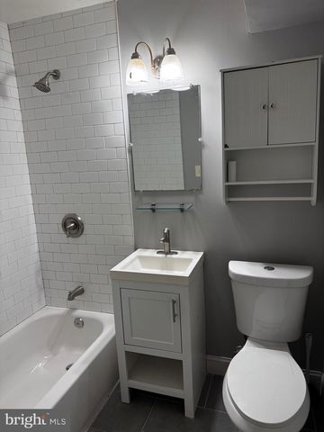5133 ASTOR PL SE, Washington, DC 20019
