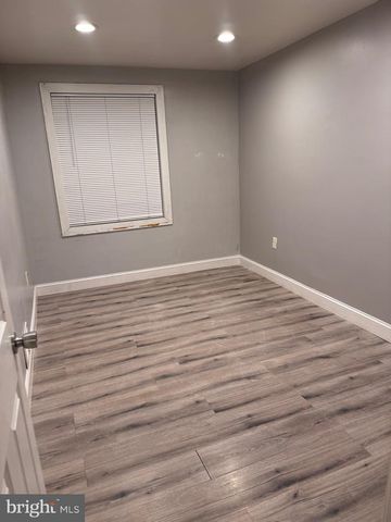 5133 ASTOR PL SE, Washington, DC 20019