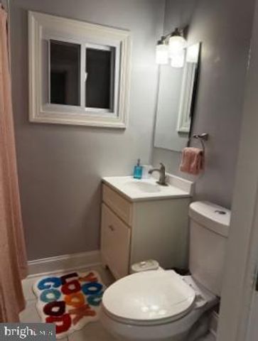 5133 ASTOR PL SE, Washington, DC 20019