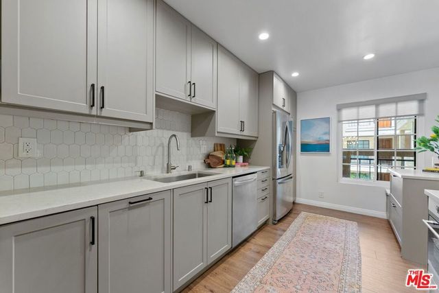 12321 Ocean Park Boulevard 7, Los Angeles, CA 90064