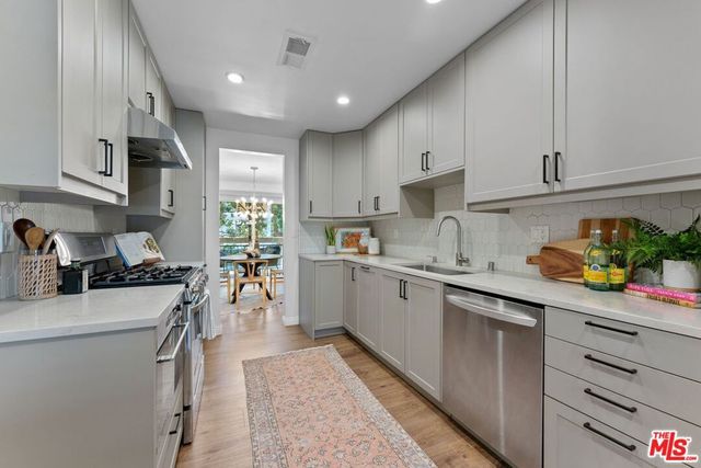 12321 Ocean Park Boulevard 7, Los Angeles, CA 90064