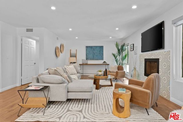 12321 Ocean Park Boulevard 7, Los Angeles, CA 90064