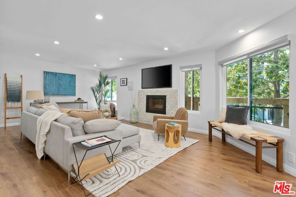 12321 Ocean Park Boulevard 7, Los Angeles, CA 90064