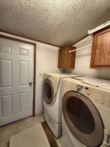 1809 72nst St. SE, Minot, ND 58701