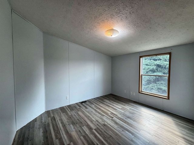 1809 72nst St. SE, Minot, ND 58701