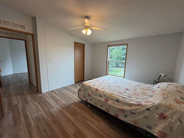 1809 72nst St. SE, Minot, ND 58701