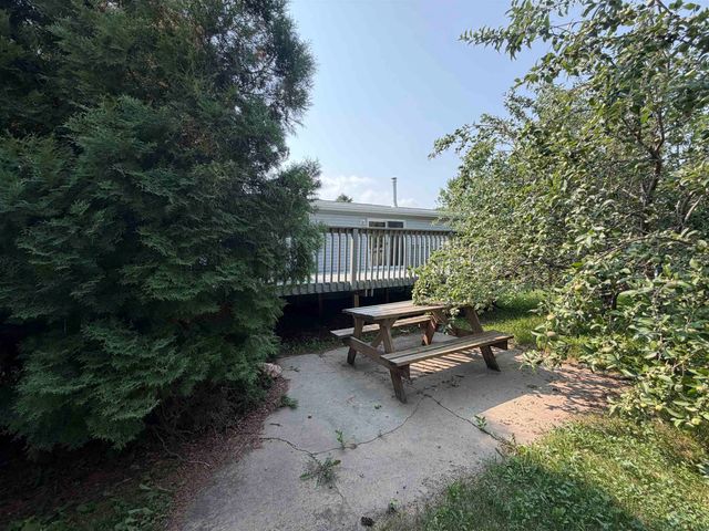 1809 72nst St. SE, Minot, ND 58701