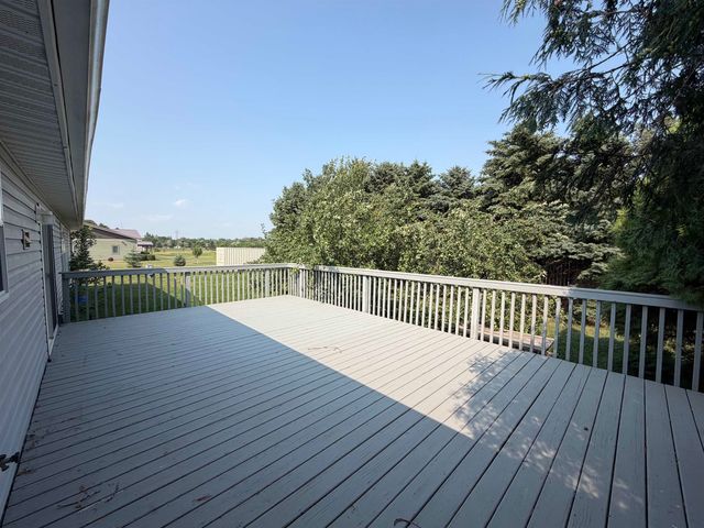 1809 72nst St. SE, Minot, ND 58701