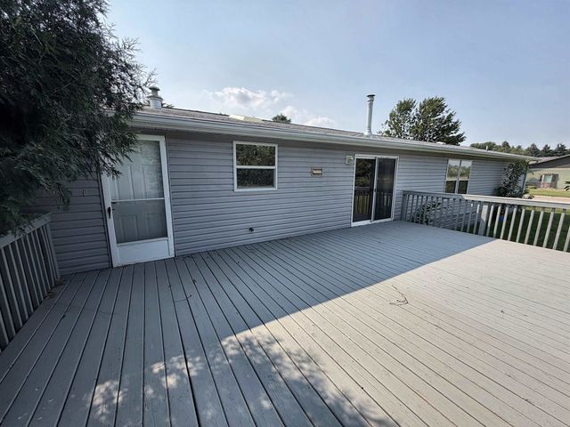 1809 72nst St. SE, Minot, ND 58701