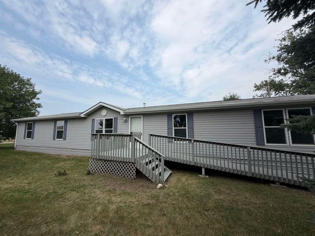 1809 72nst St. SE, Minot, ND 58701