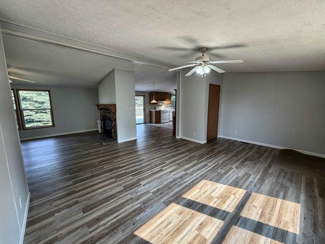 1809 72nst St. SE, Minot, ND 58701