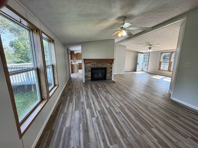 1809 72nst St. SE, Minot, ND 58701