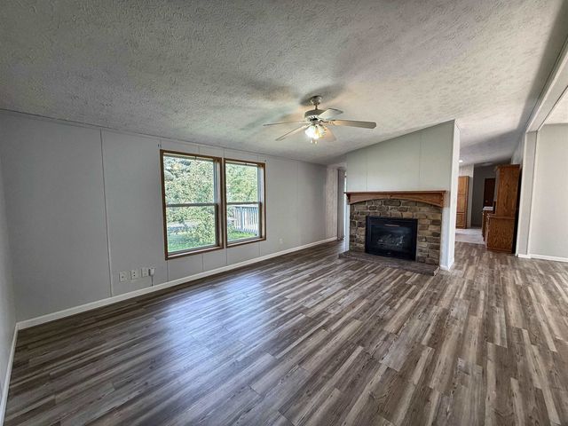 1809 72nst St. SE, Minot, ND 58701