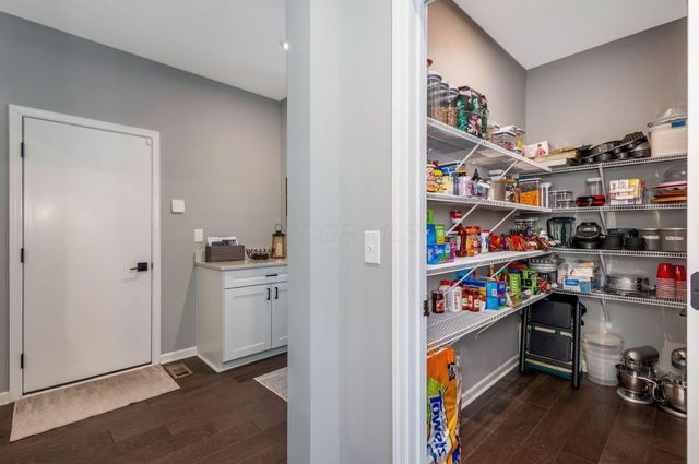 4532 Coyote Crossing, Powell, OH 43065