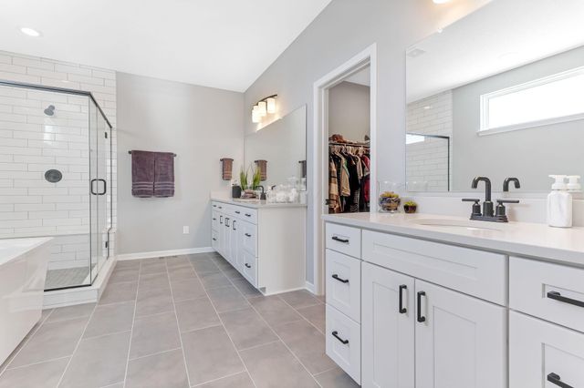 4532 Coyote Crossing, Powell, OH 43065