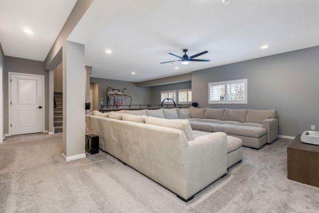 4532 Coyote Crossing, Powell, OH 43065