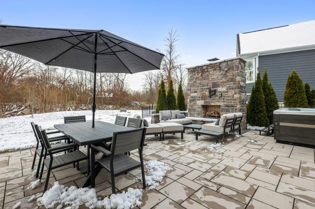 4532 Coyote Crossing, Powell, OH 43065