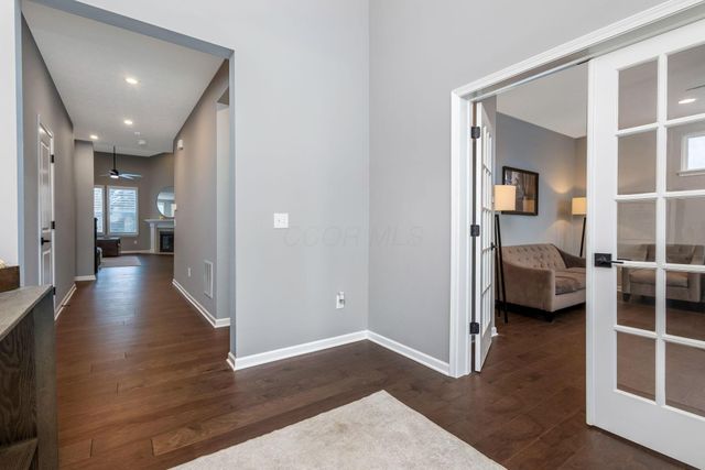 4532 Coyote Crossing, Powell, OH 43065