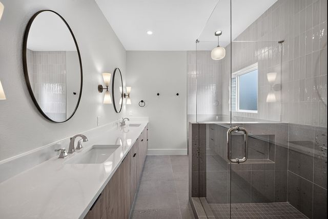 413 Graham Avenue, Dallas, TX 75223