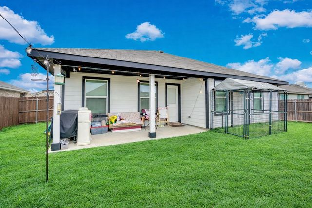 1520 Forest Park Drive, Alvarado, TX 76009