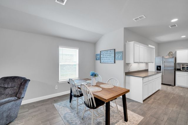 1520 Forest Park Drive, Alvarado, TX 76009