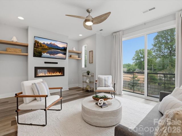 606 West End Drive, Charlotte, NC 28208