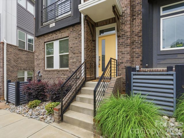 606 West End Drive, Charlotte, NC 28208
