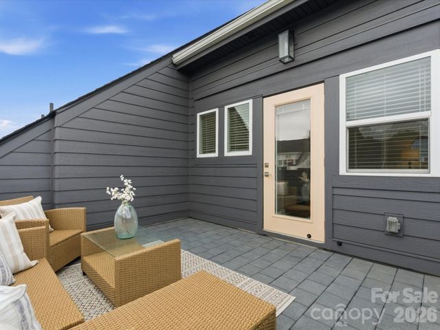 606 West End Drive, Charlotte, NC 28208