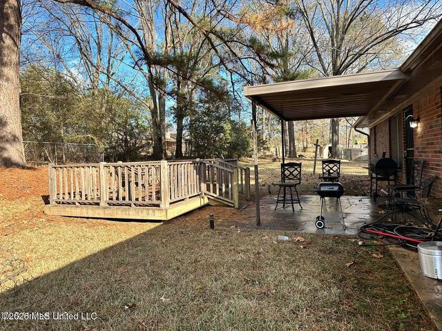 632 Briarcliff Circle, Jackson, MS 39212