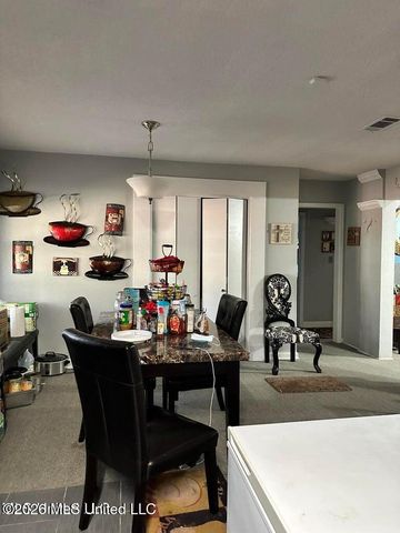 632 Briarcliff Circle, Jackson, MS 39212