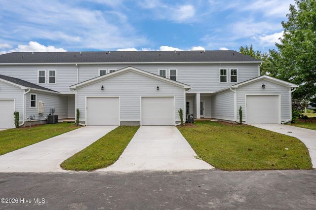 3903 Harkers Way, New Bern, NC 28562