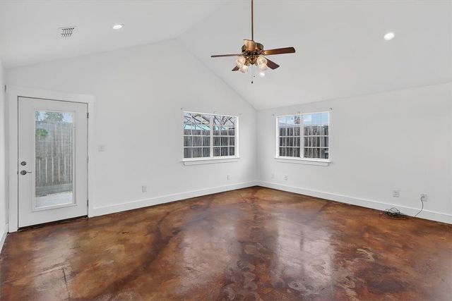 730 La Ronda Ct, Port Aransas, TX 78373