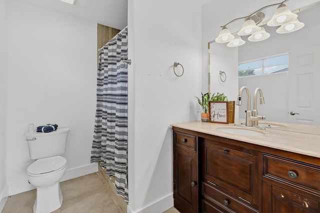 730 La Ronda Ct, Port Aransas, TX 78373