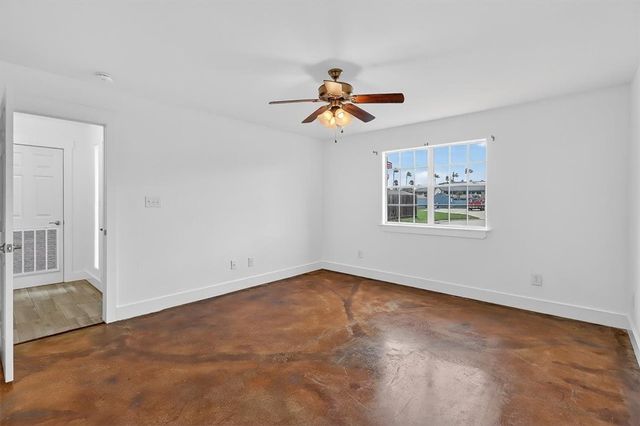 730 La Ronda Ct, Port Aransas, TX 78373