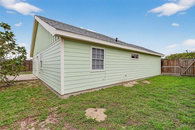 730 La Ronda Ct, Port Aransas, TX 78373