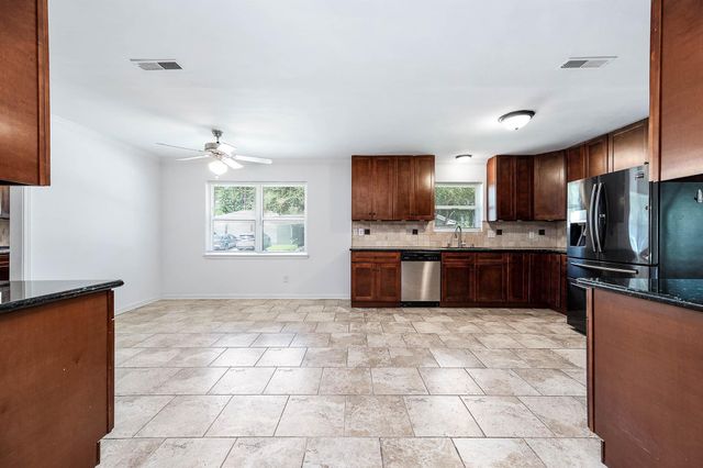 5331 Imogene Street, Houston, TX 77096