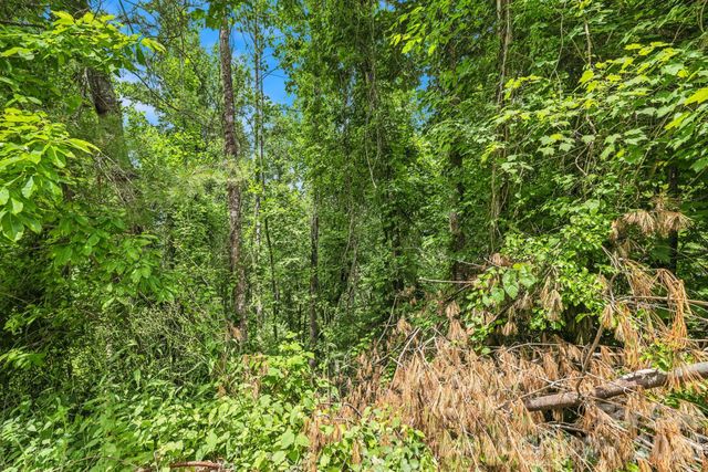 999 Perrion Avenue 18, Weaverville, NC 28787