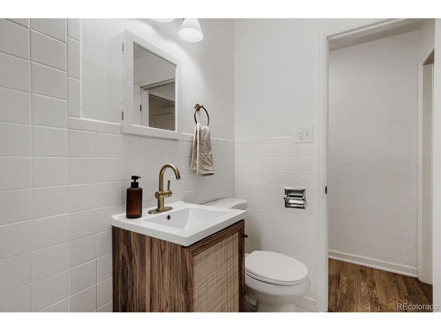 2985 Ivanhoe St, Denver, CO 80207